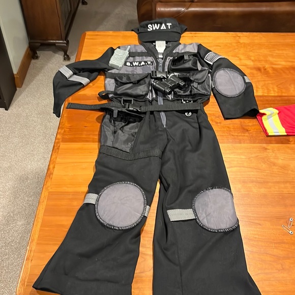 Boys S.W.A.T costume 1-piece zip up with a hat - Picture 1 of 3
